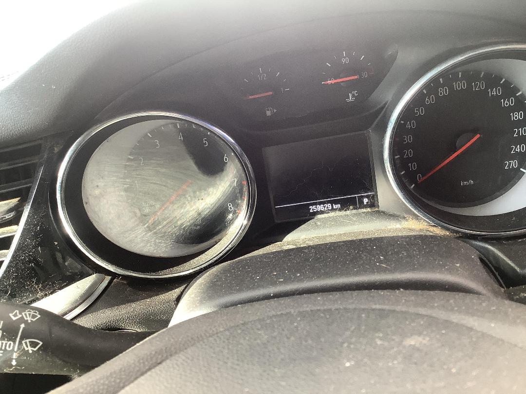 Photo '14' of Holden Commodore LT Wagon