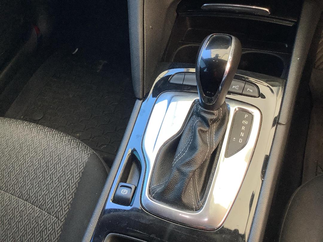 Photo '15' of Holden Commodore LT Wagon