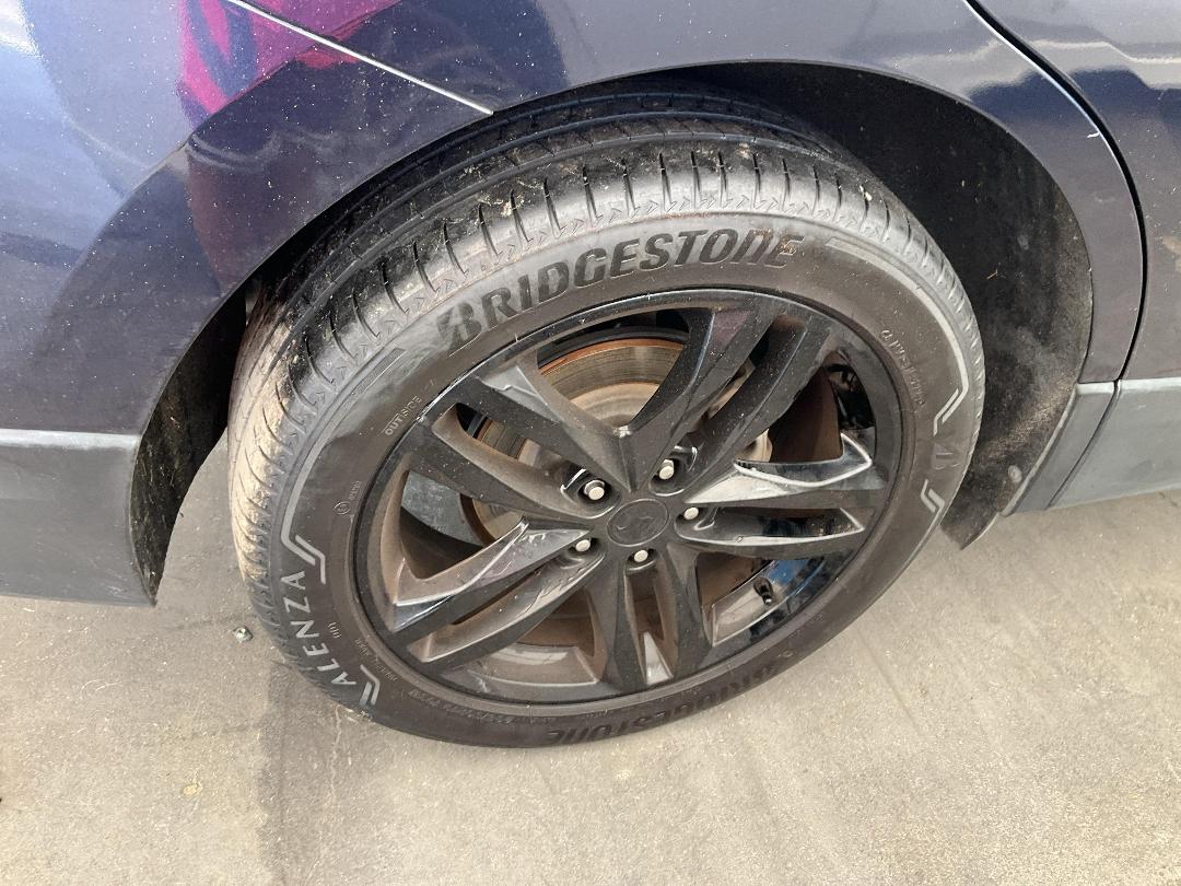 Photo '9' of Holden Equinox LTZ