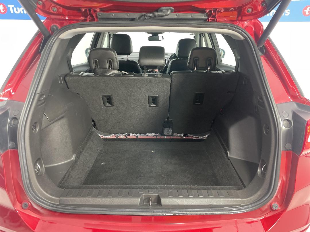 Photo '14' of Holden Equinox