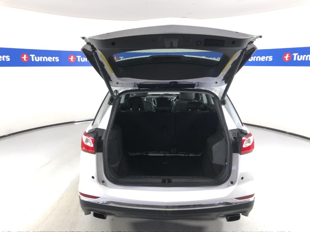 Photo '14' of Holden Equinox