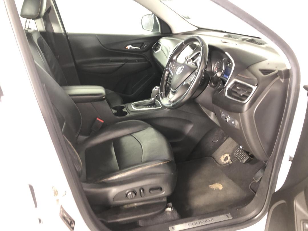 Photo '16' of Holden Equinox