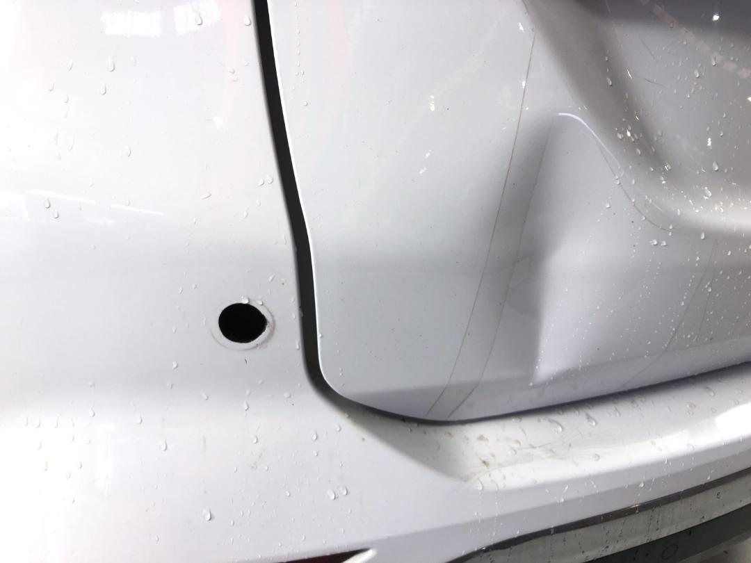 Photo '24' of Holden Equinox