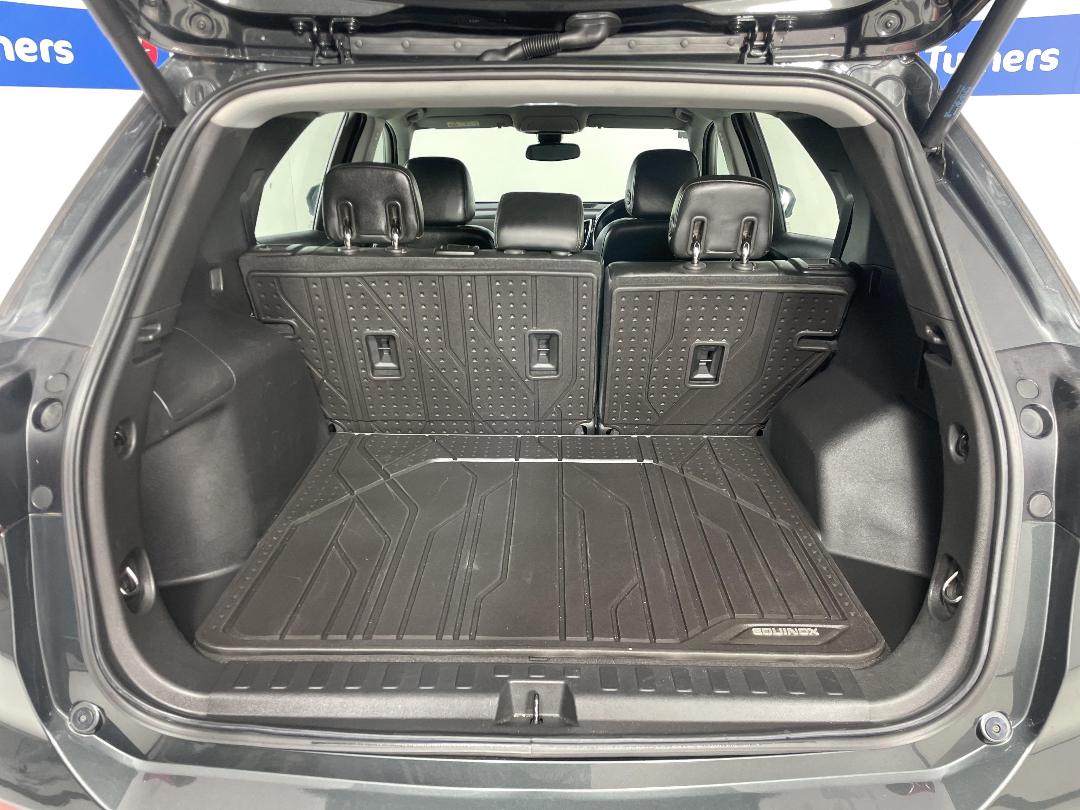 Photo '14' of Holden Equinox