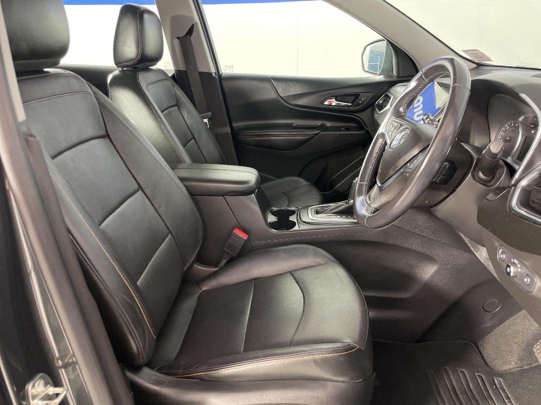 Photo '16' of Holden Equinox