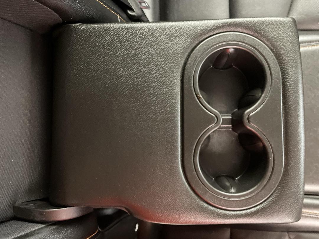 Photo '24' of Holden Equinox