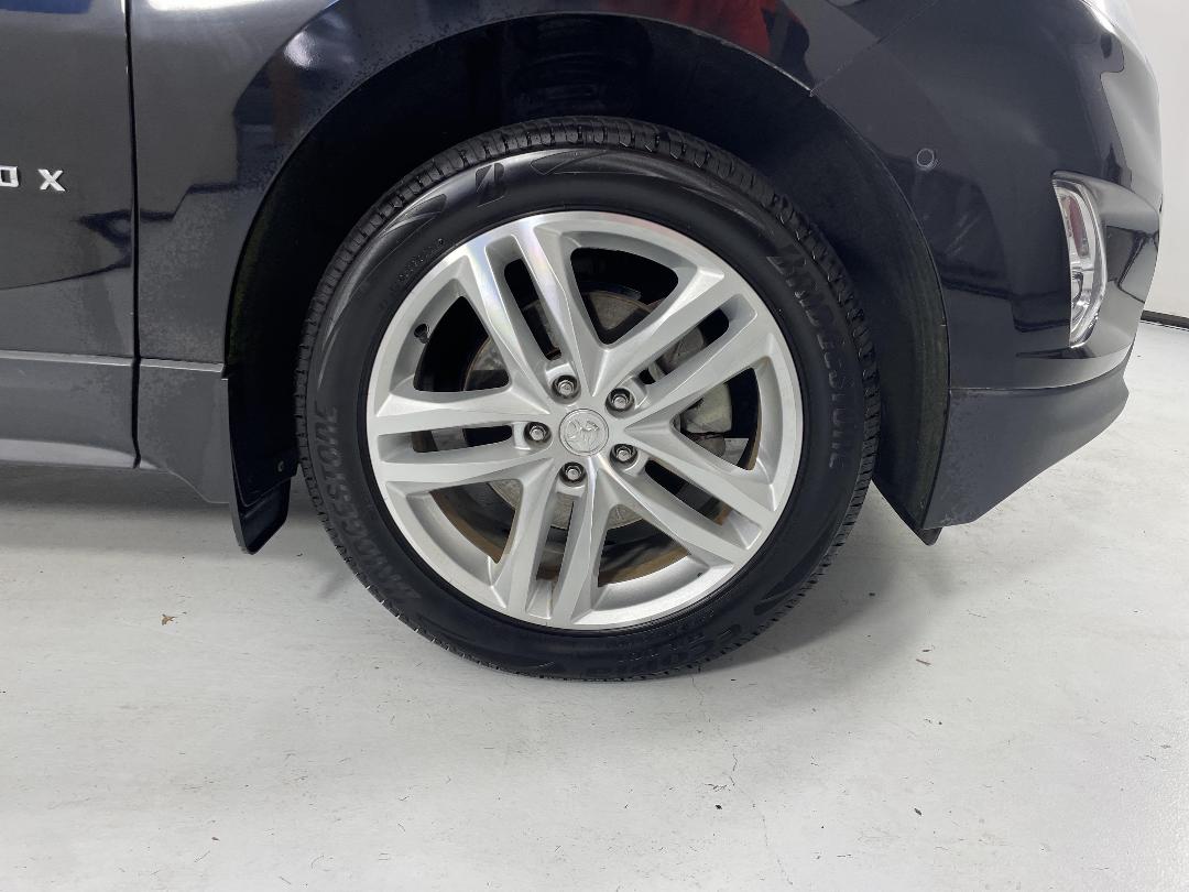 Photo '9' of Holden Equinox