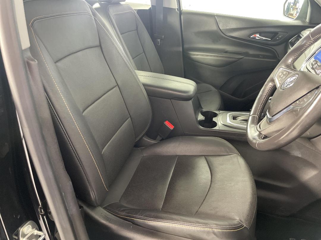 Photo '16' of Holden Equinox