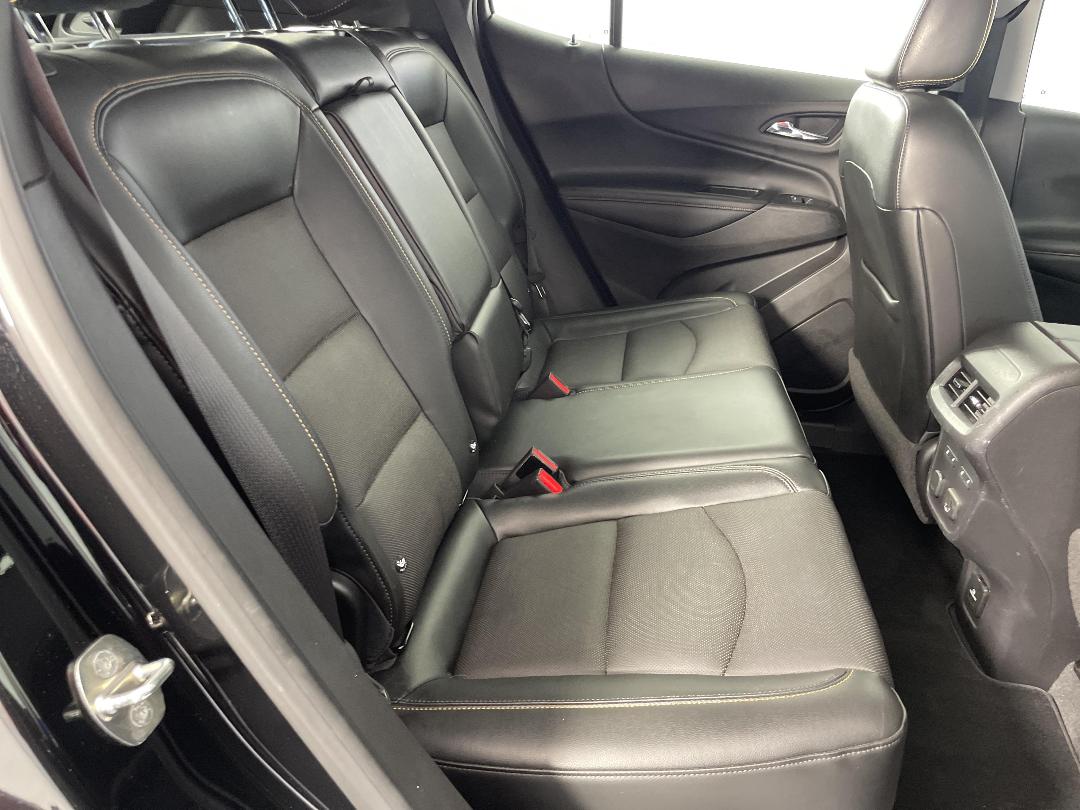 Photo '20' of Holden Equinox