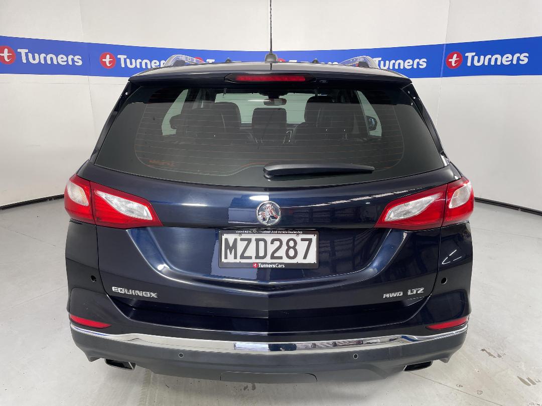 Photo '6' of Holden Equinox