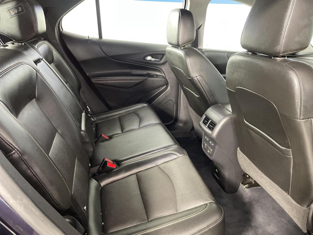 Photo '20' of Holden Equinox