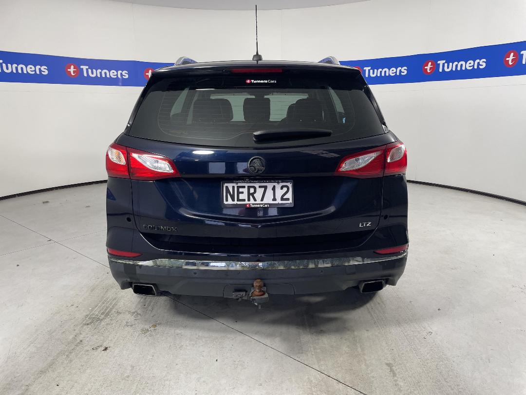 Photo '6' of Holden Equinox