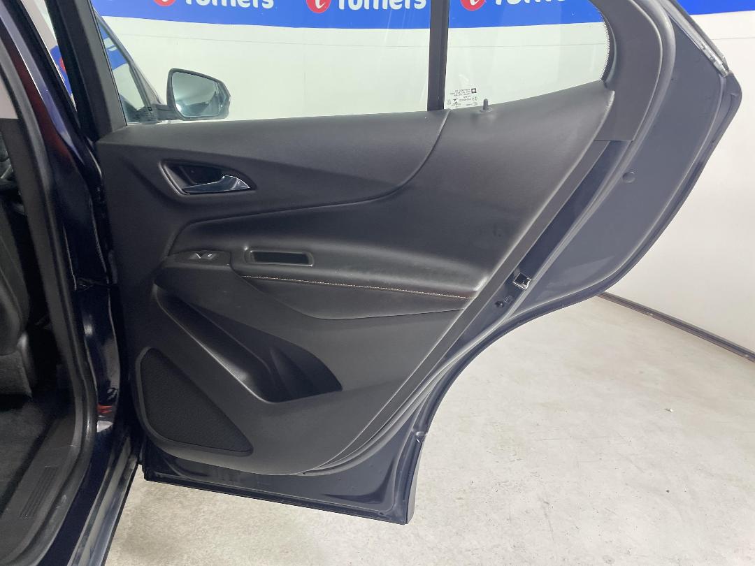 Photo '19' of Holden Equinox