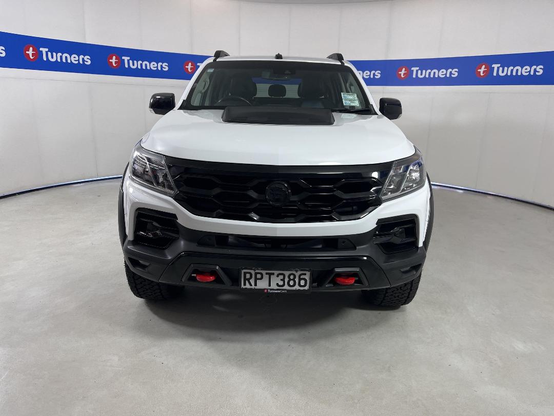 Photo '2' of Holden HSV