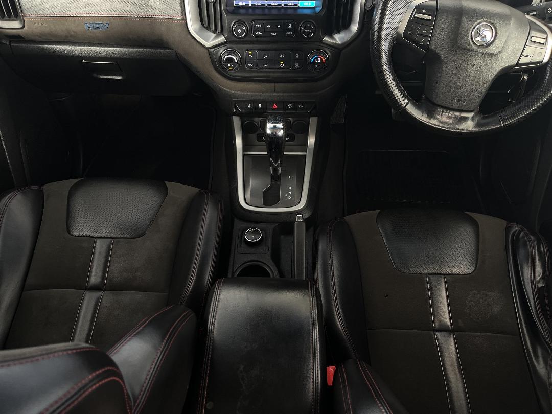 Photo '18' of Holden HSV