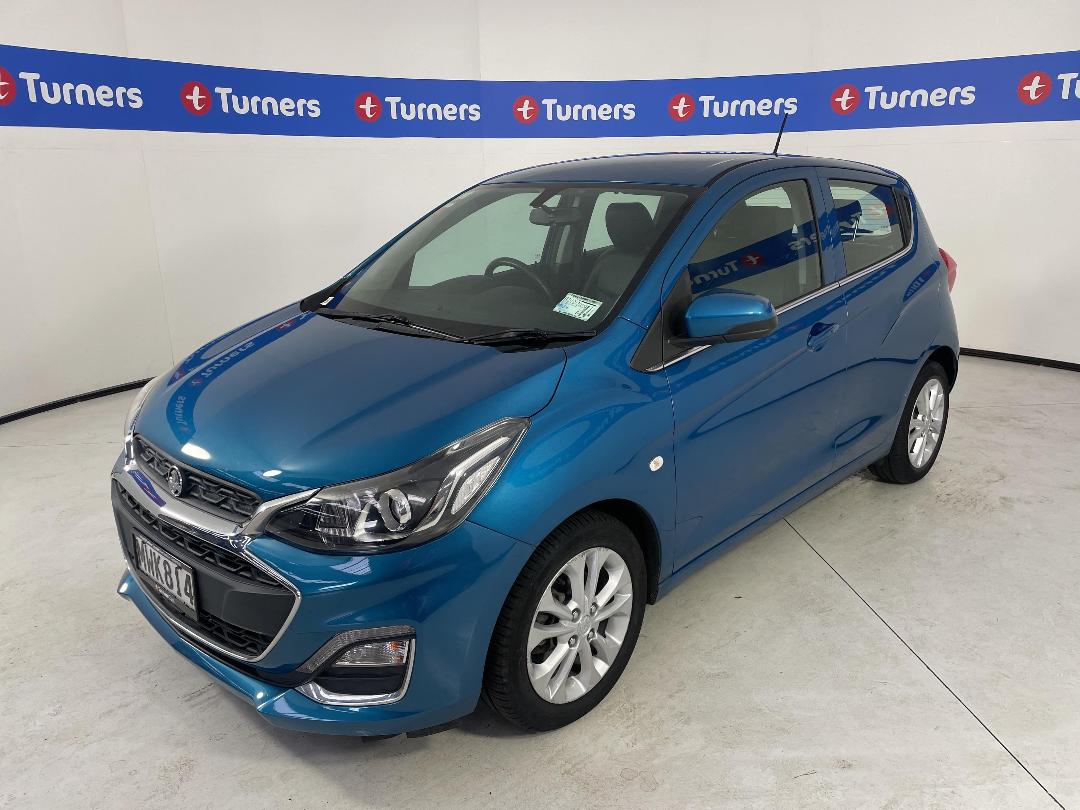 Photo '4' of Holden Spark