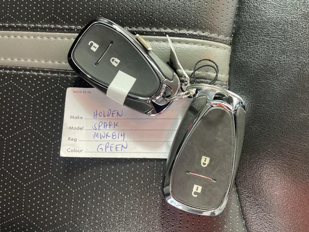 Photo '22' of Holden Spark