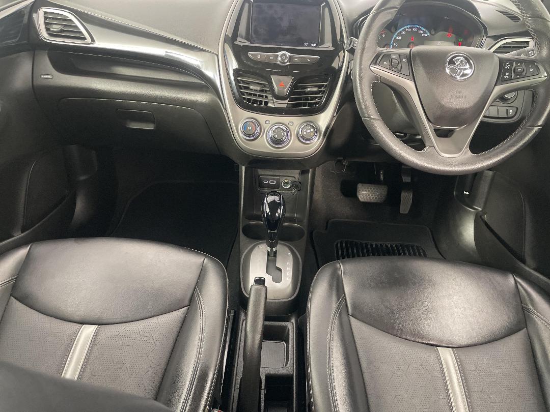 Photo '18' of Holden Spark