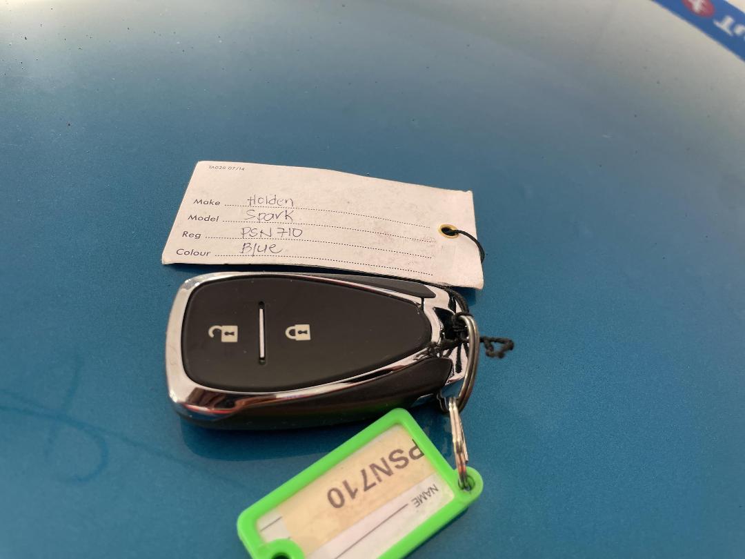 Photo '22' of Holden Spark