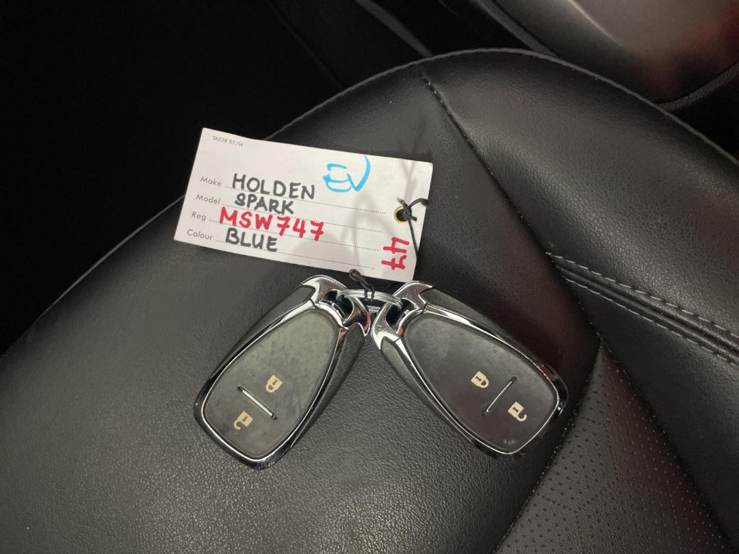 Photo '22' of Holden Spark Photo '22' of Holden Spark