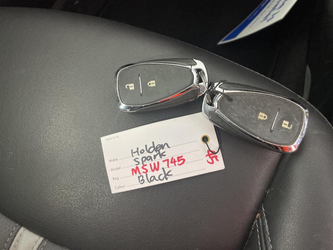 Photo '22' of Holden Spark