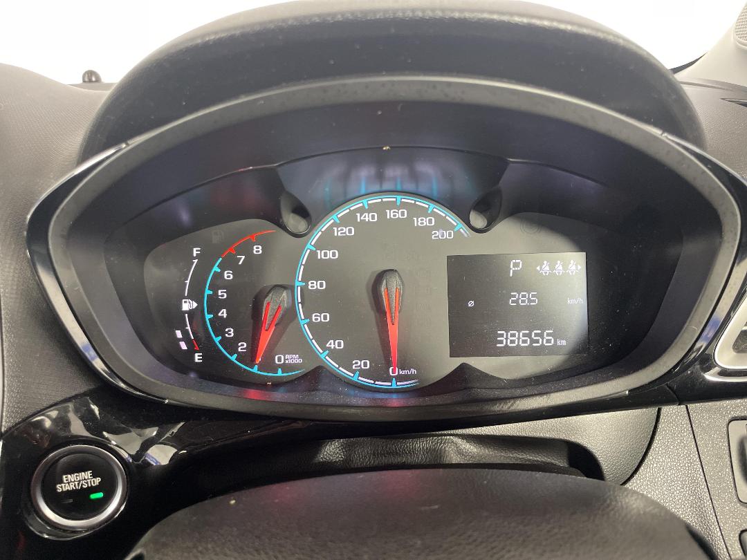 Photo '21' of Holden Spark Photo '21' of Holden Spark