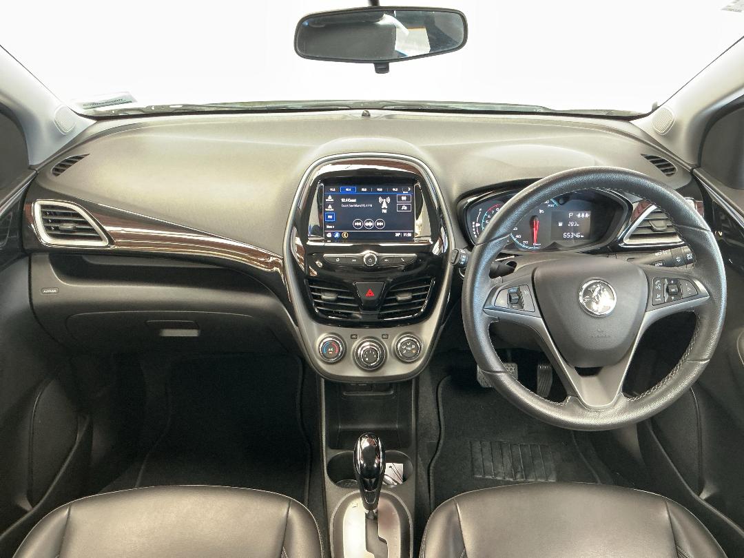 Photo '17' of Holden Spark