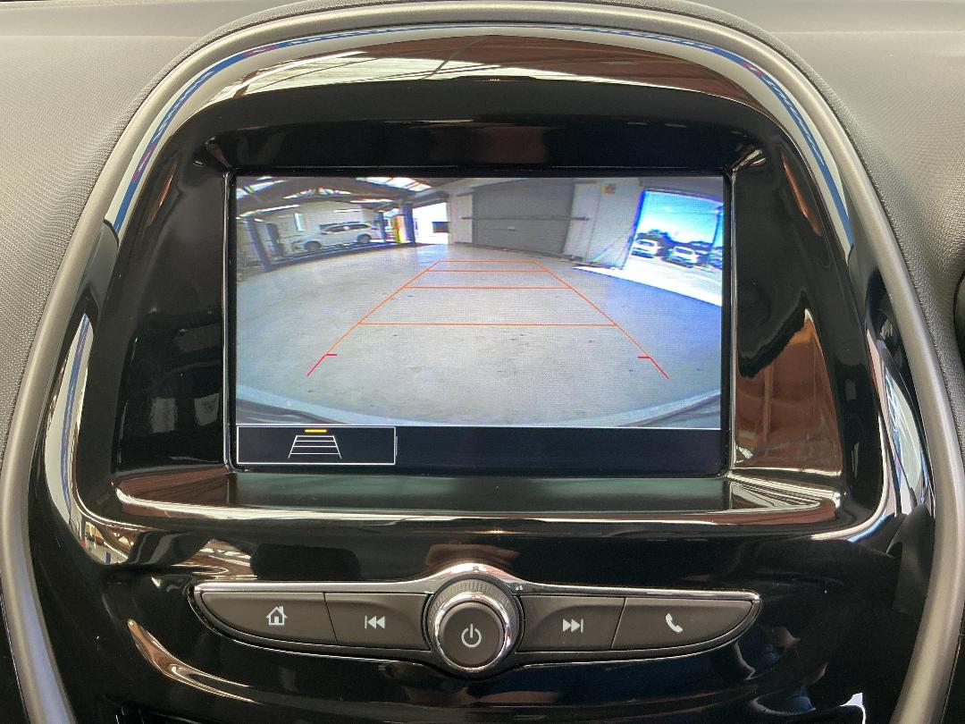 Photo '24' of Holden Spark