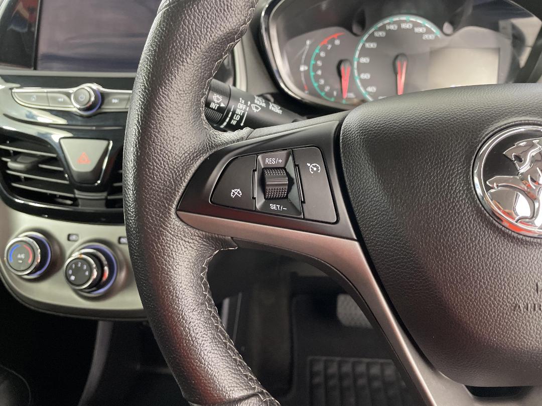 Photo '25' of Holden Spark