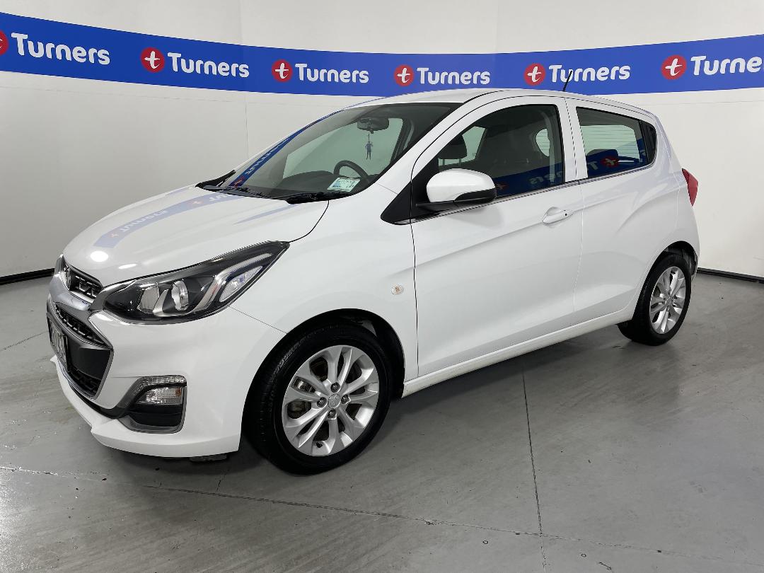 Photo '4' of Holden Spark