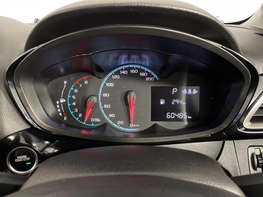 Photo '21' of Holden Spark