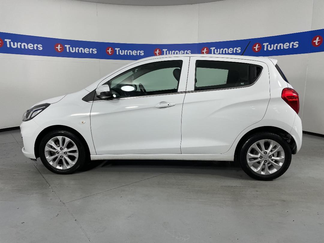 Photo '24' of Holden Spark