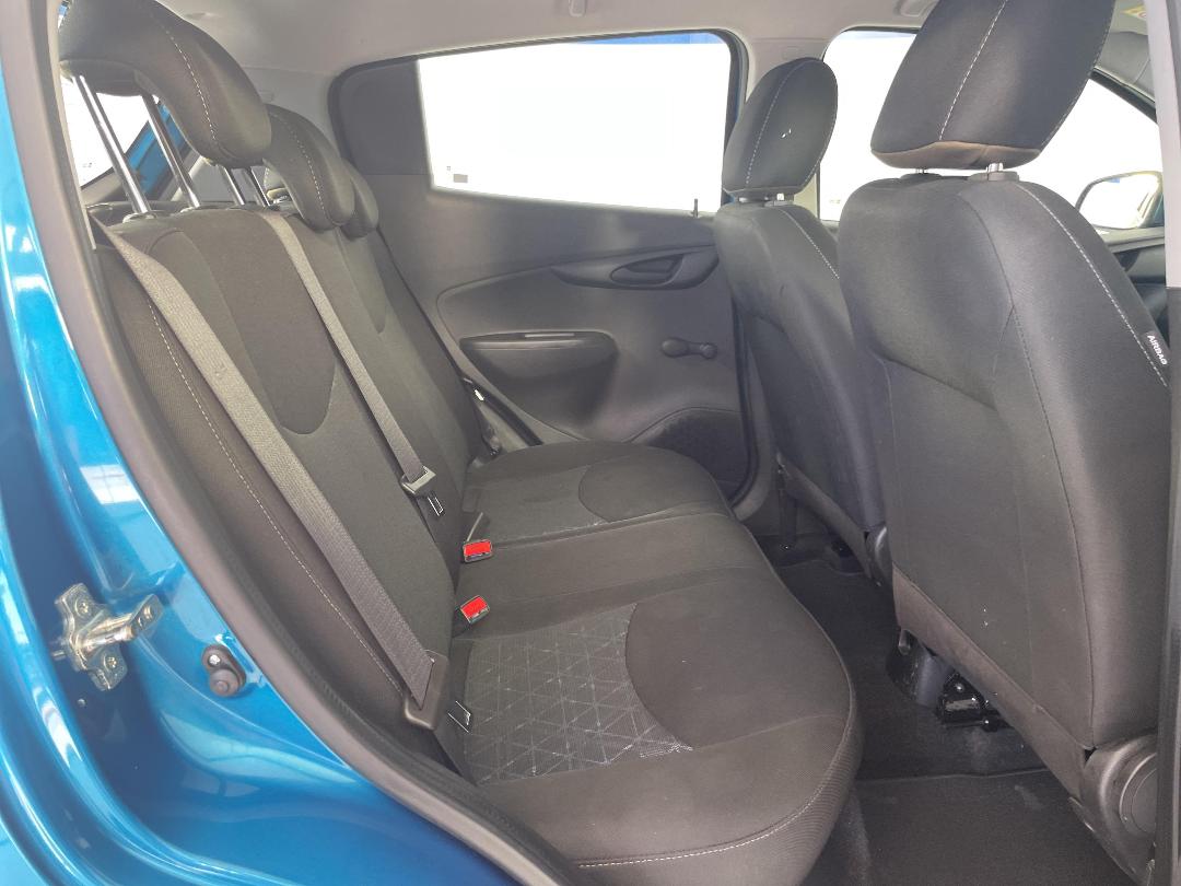 Photo '20' of Holden Spark