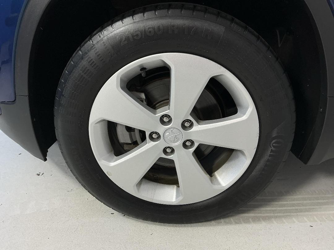 Photo '10' of Holden Trax