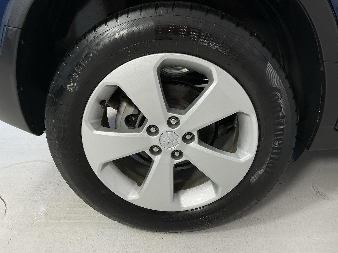 Photo '12' of Holden Trax