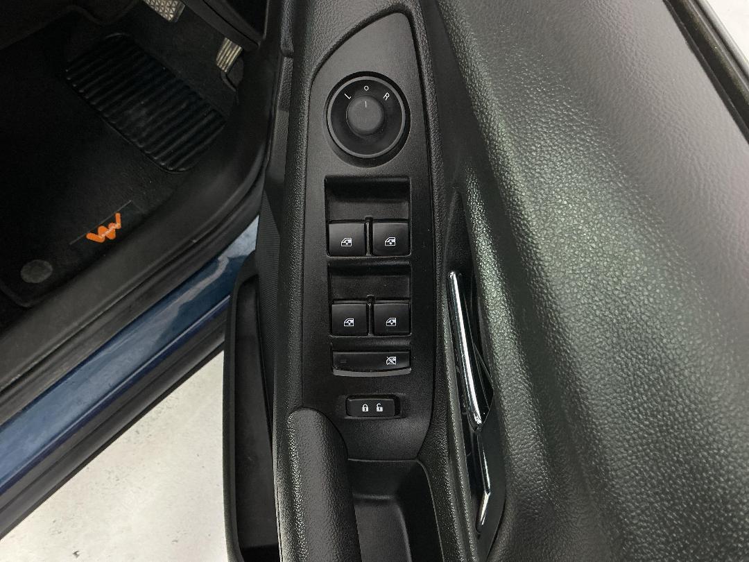 Photo '23' of Holden Trax