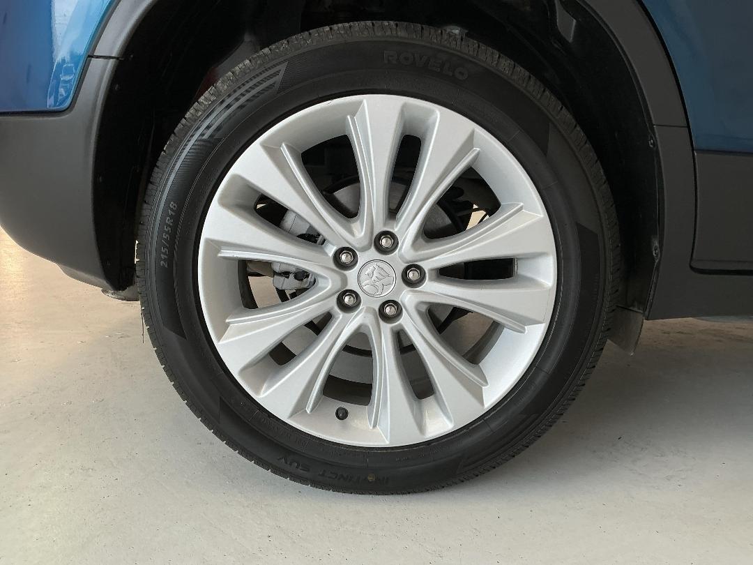 Photo '12' of Holden Trax