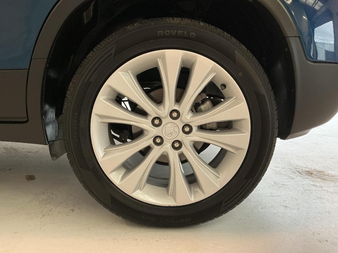 Photo '11' of Holden Trax