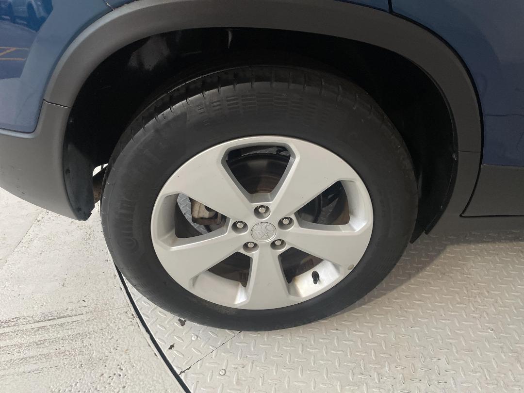 Photo '12' of Holden Trax