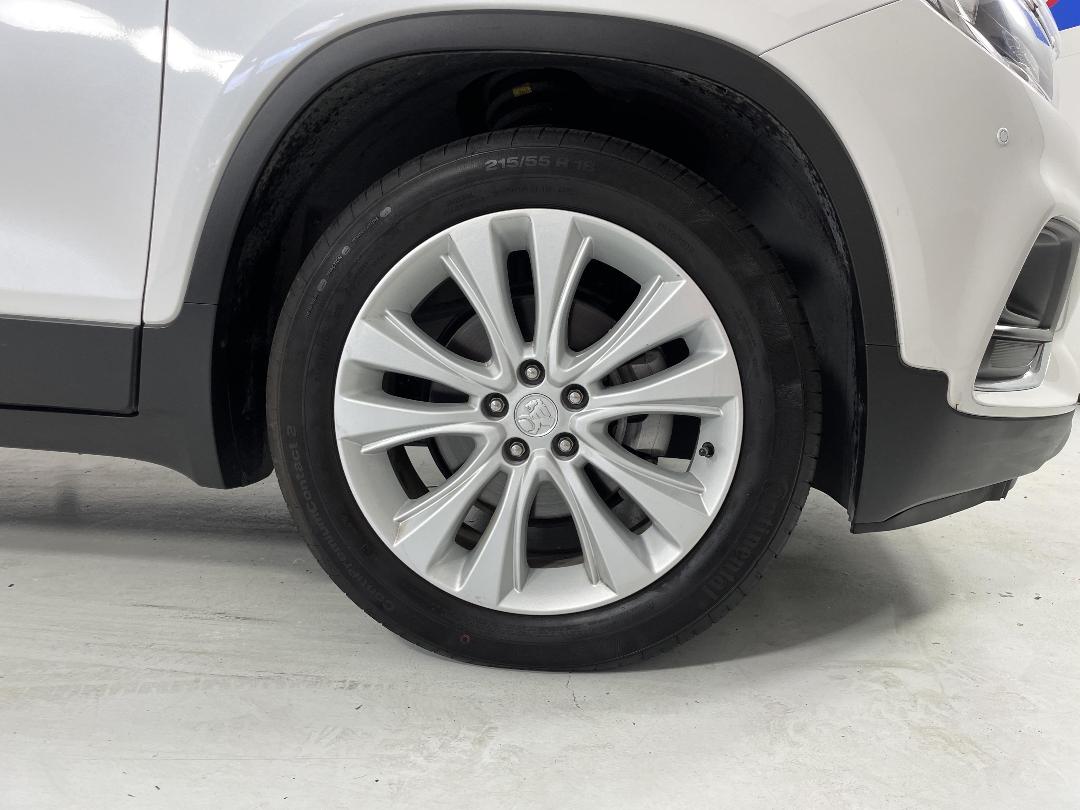 Photo '9' of Holden Trax