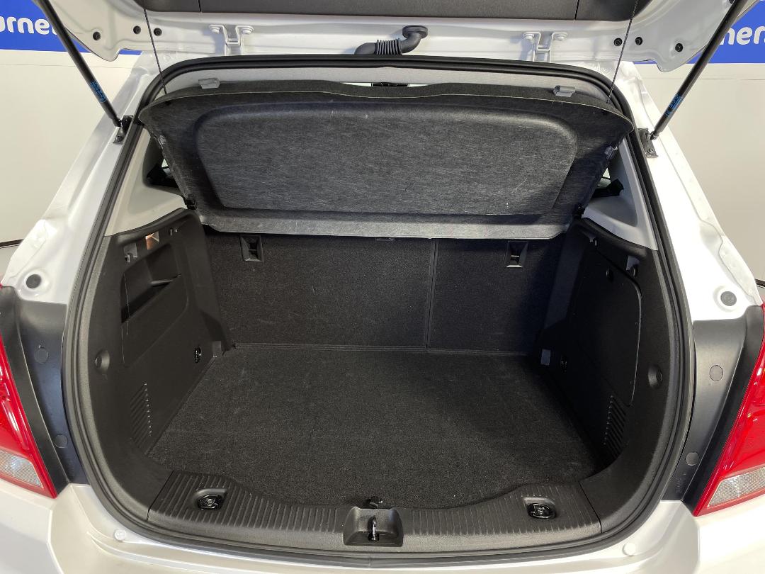 Photo '14' of Holden Trax