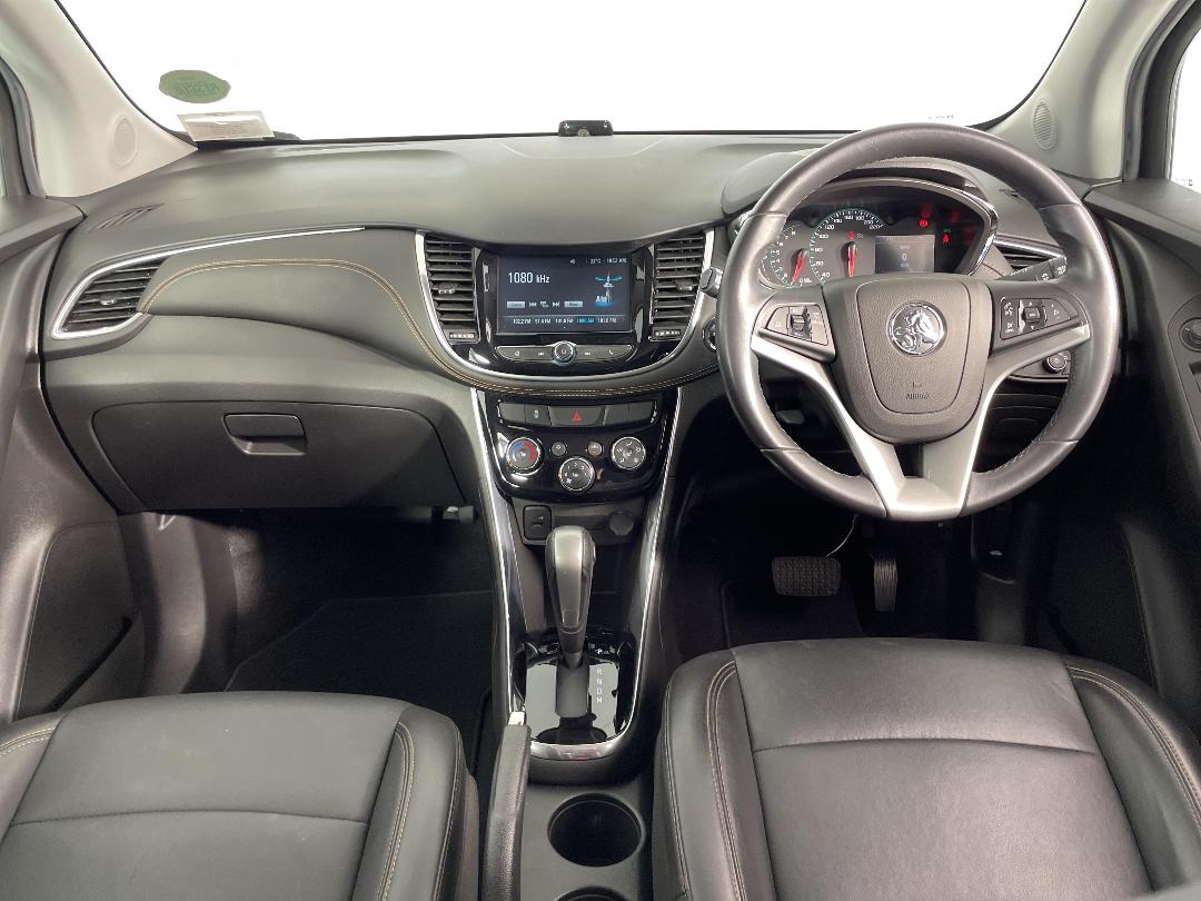 Photo '18' of Holden Trax