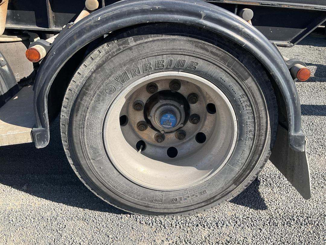 Photo '36' of Homebuilt IDEAL SERVICES Skeletal Semi