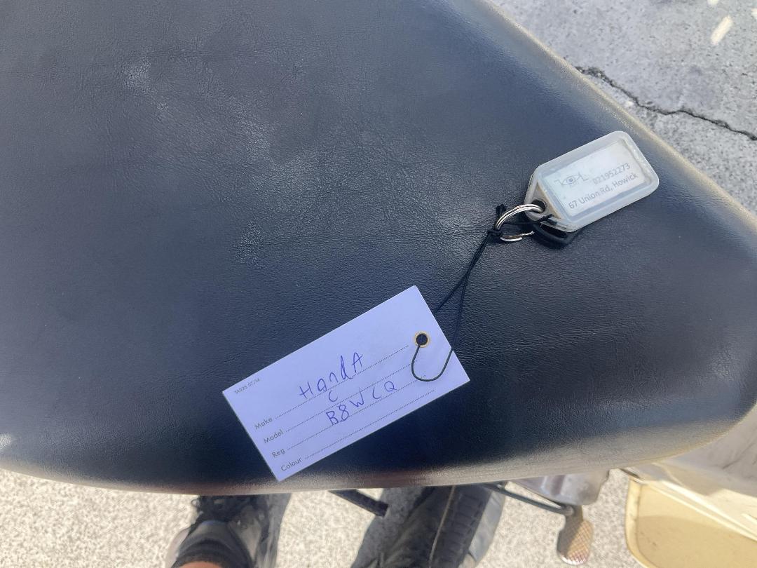 Photo '9' of Honda C 110X Photo '9' of Honda C 110X