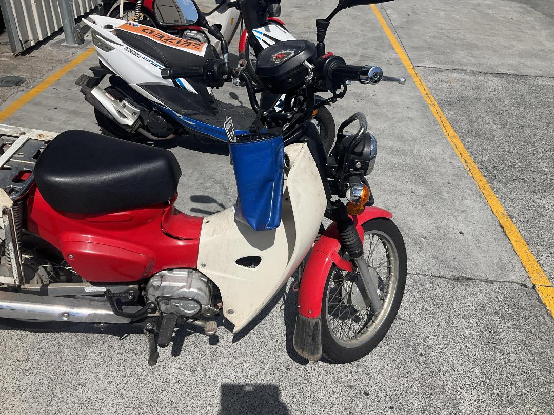 Photo '11' of Honda C 110X Photo '11' of Honda C 110X