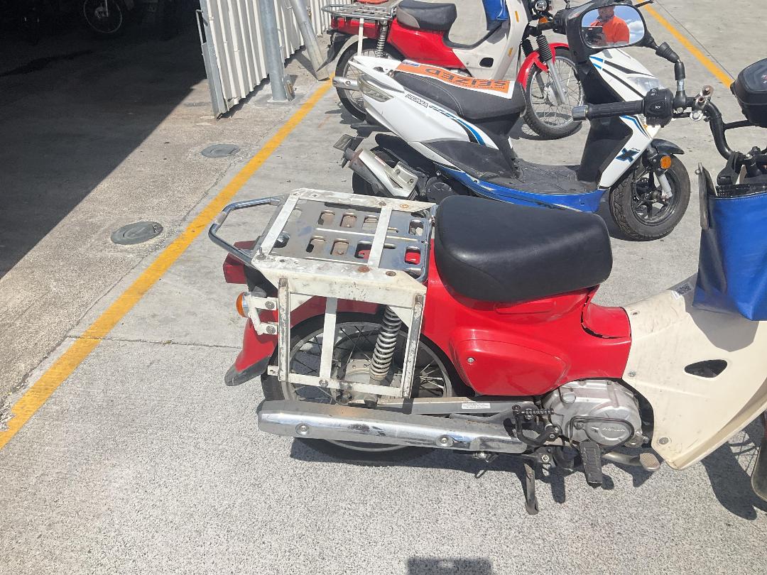 Photo '12' of Honda C 110X Photo '12' of Honda C 110X