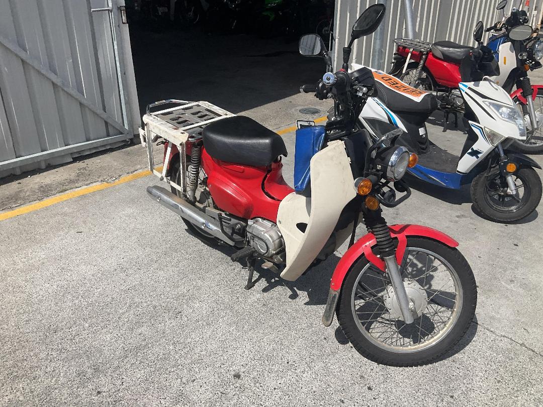 Photo '2' of Honda C 110X Photo '2' of Honda C 110X