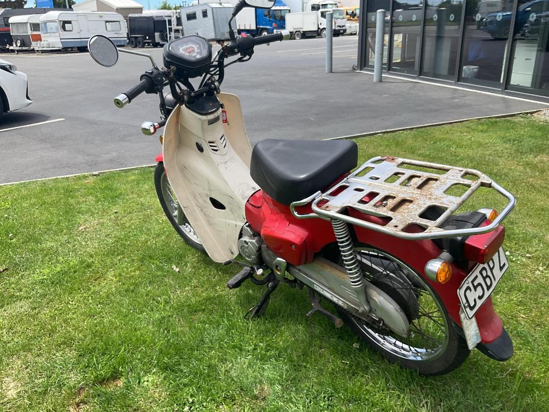 Photo '4' of Honda C 110X