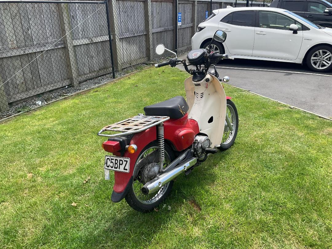 Photo '3' of Honda C 110X