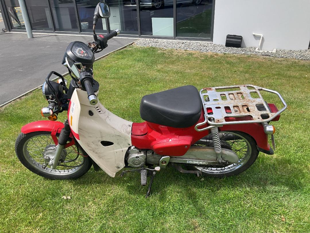 Photo '6' of Honda C 110X